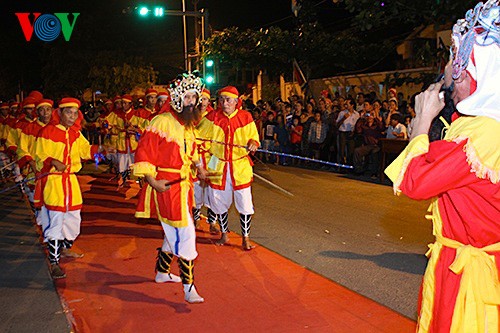 Reproduction de la fête du génie de la pêche typique des provinces du Centre méridional - ảnh 7